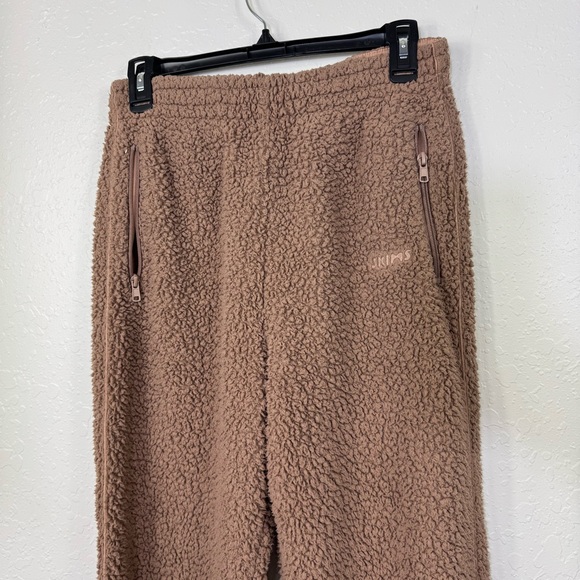 SKIMS Teddy size small unisex cozy drawstring Fleece brown straight Jogger Pants - Picture 3 of 10